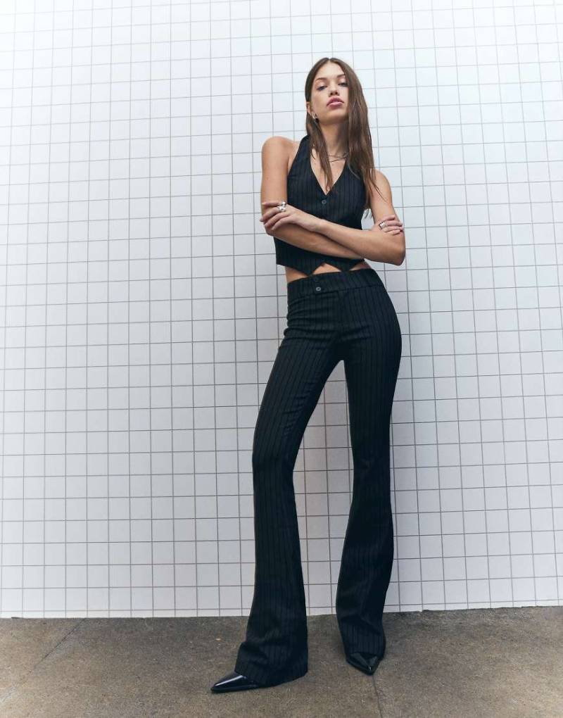 Bershka - Schwarz-weiß gestreifte Weste aus Bengaline von Bershka