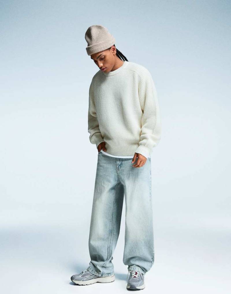 Bershka - Sehr weite Jeans in Blau von Bershka