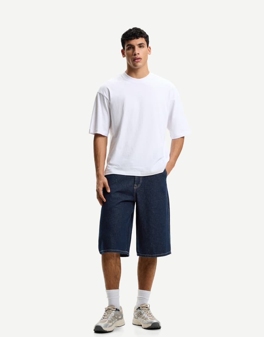 Bershka - Skater-Bermuda-Shorts in Blau aus Denim-Marineblau Bershka - Skater-Bermuda-Shorts in Blau aus Denim-Marineblau von Bershka