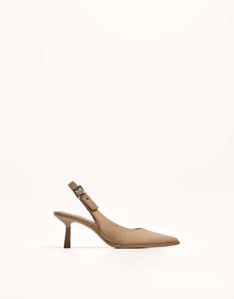 Bershka - Slingback-Schuhe in Hellbraun mit Kitten-Absatz von Bershka