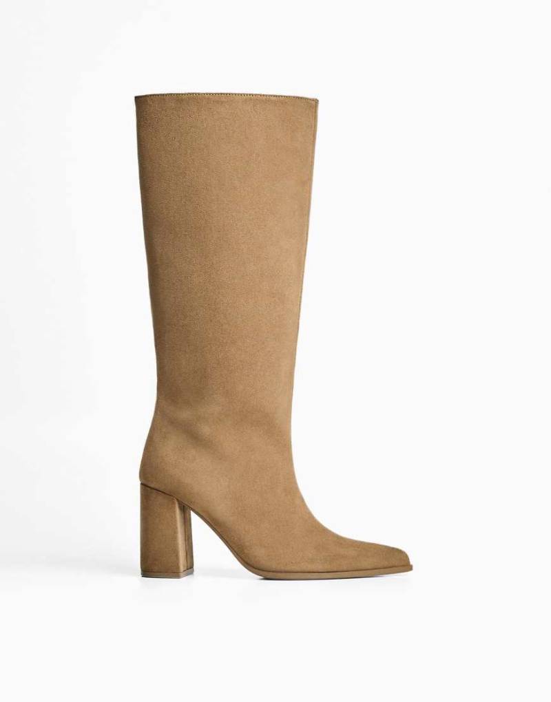 Bershka - Stiefel in Sandbeige mit Blockabsatz-Braun von Bershka