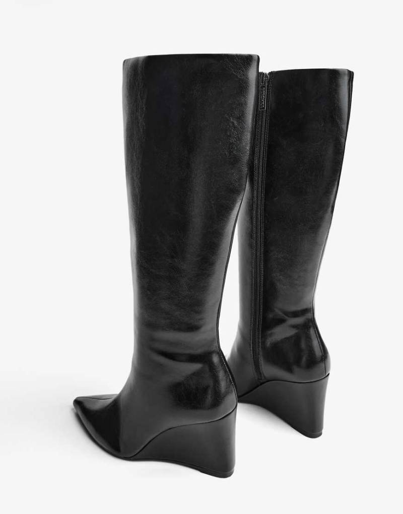 Bershka - Stiefel in Schwarz mit Keilabsatz von Bershka