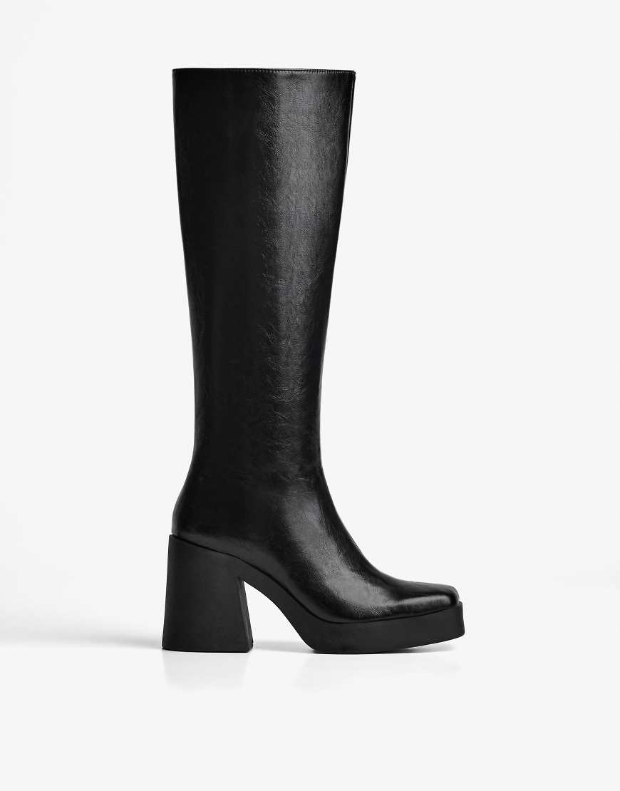 Bershka - Stiefel in Schwarz mit Plateausohle und hohem Absatz von Bershka