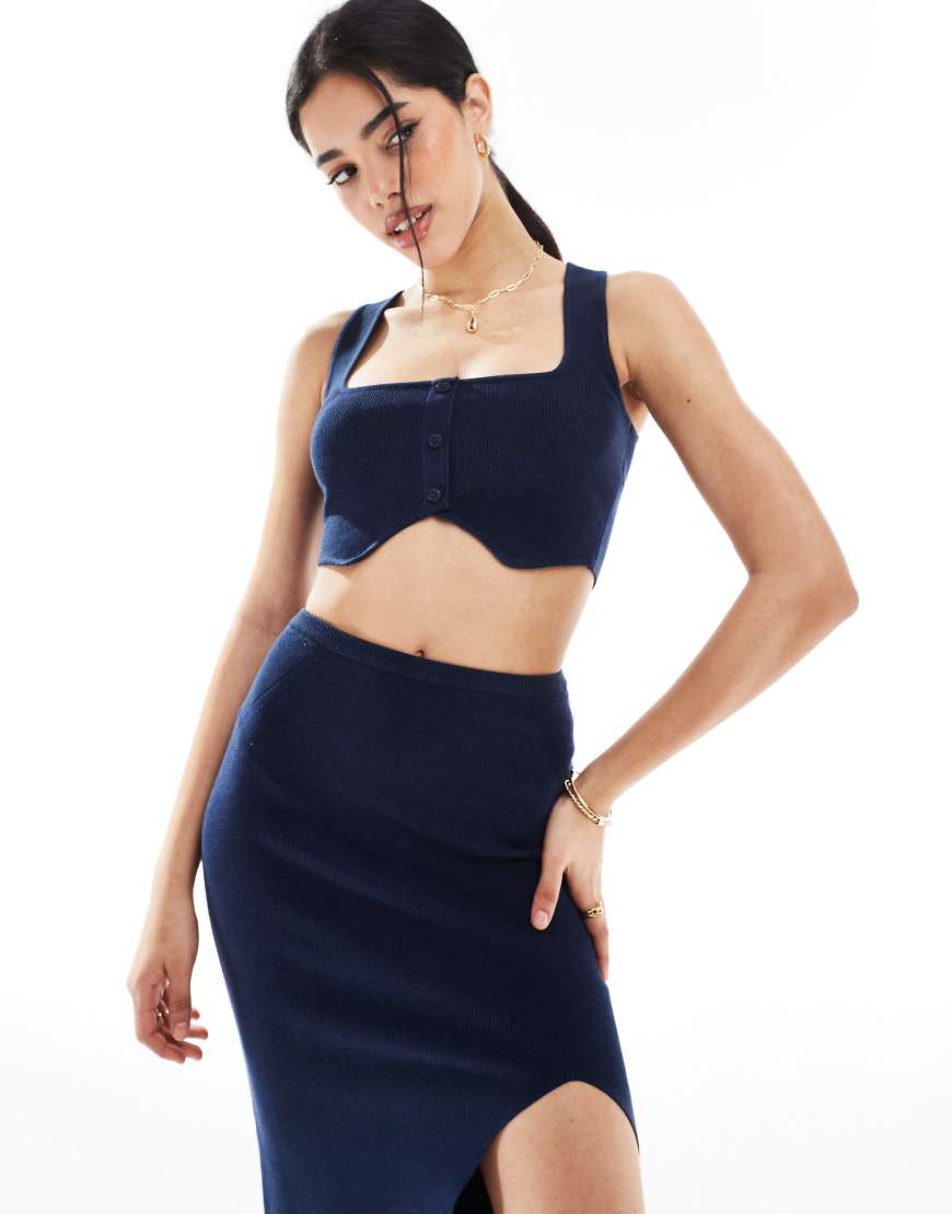 Bershka - Strickoberteil in Marineblau mit eckigem Ausschnitt, Kombiteil Bershka - Strickoberteil in Marineblau mit eckigem Ausschnitt, Kombiteil von Bershka