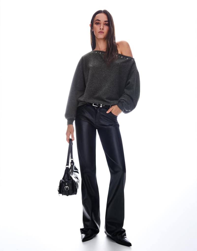 Bershka - Strickpullover in Grau mit Nietenbesatz von Bershka