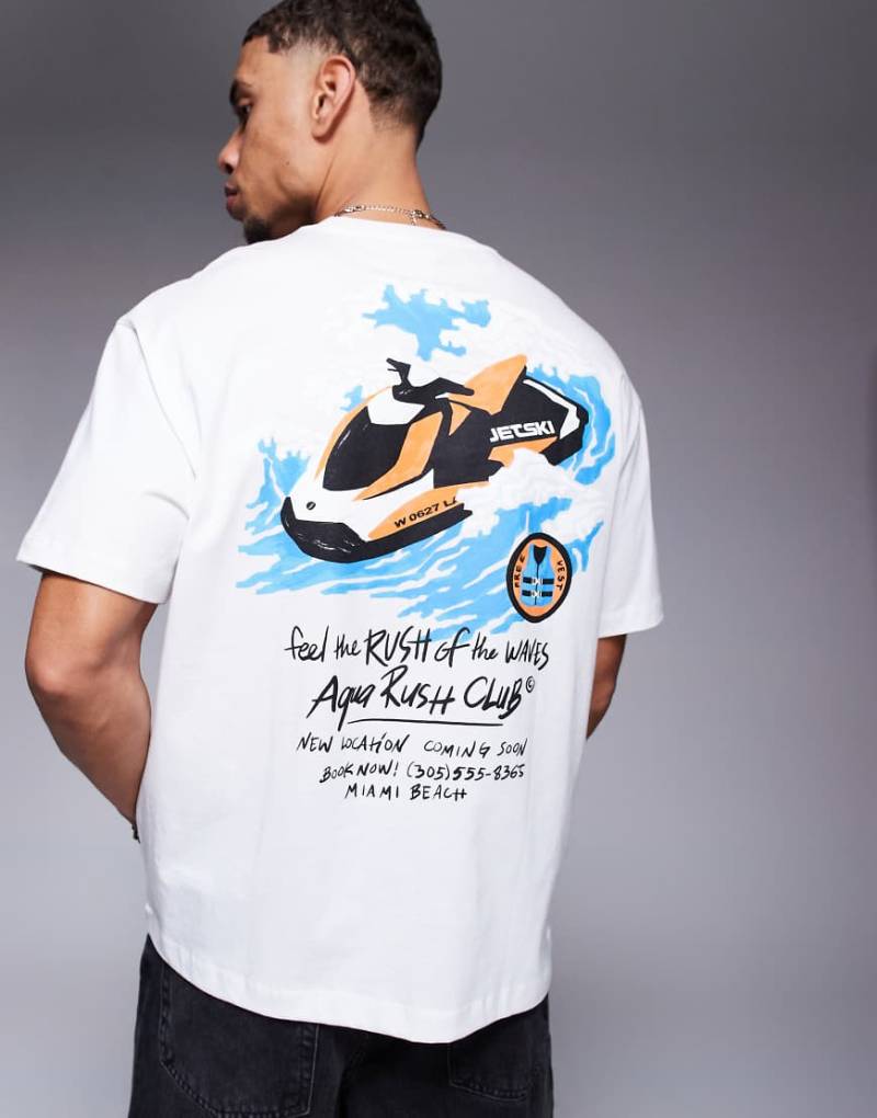 Bershka - T-Shirt in Steinbeige mit Schnellboot-Rückenprint-Neutral von Bershka