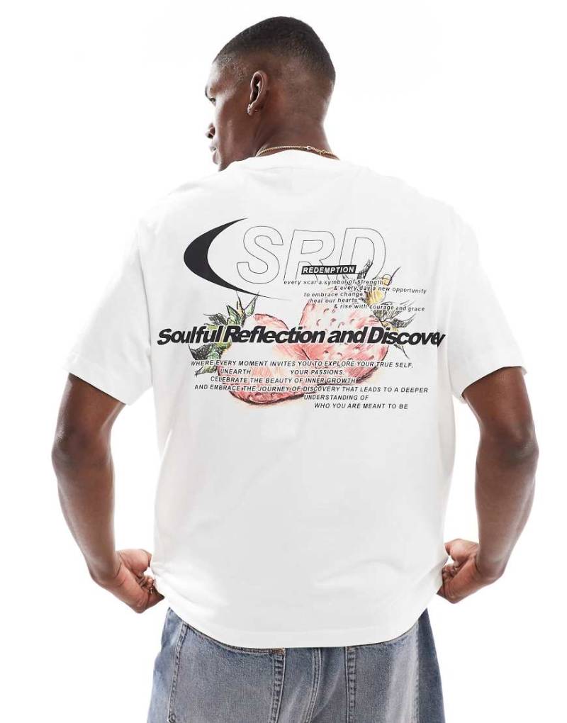 Bershka - T-Shirt in Weiß mit Kirschen-Rückenprint von Bershka