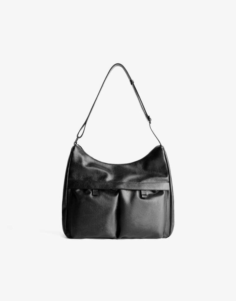Bershka - Tasche in Schwarz mit Taschen vorne von Bershka