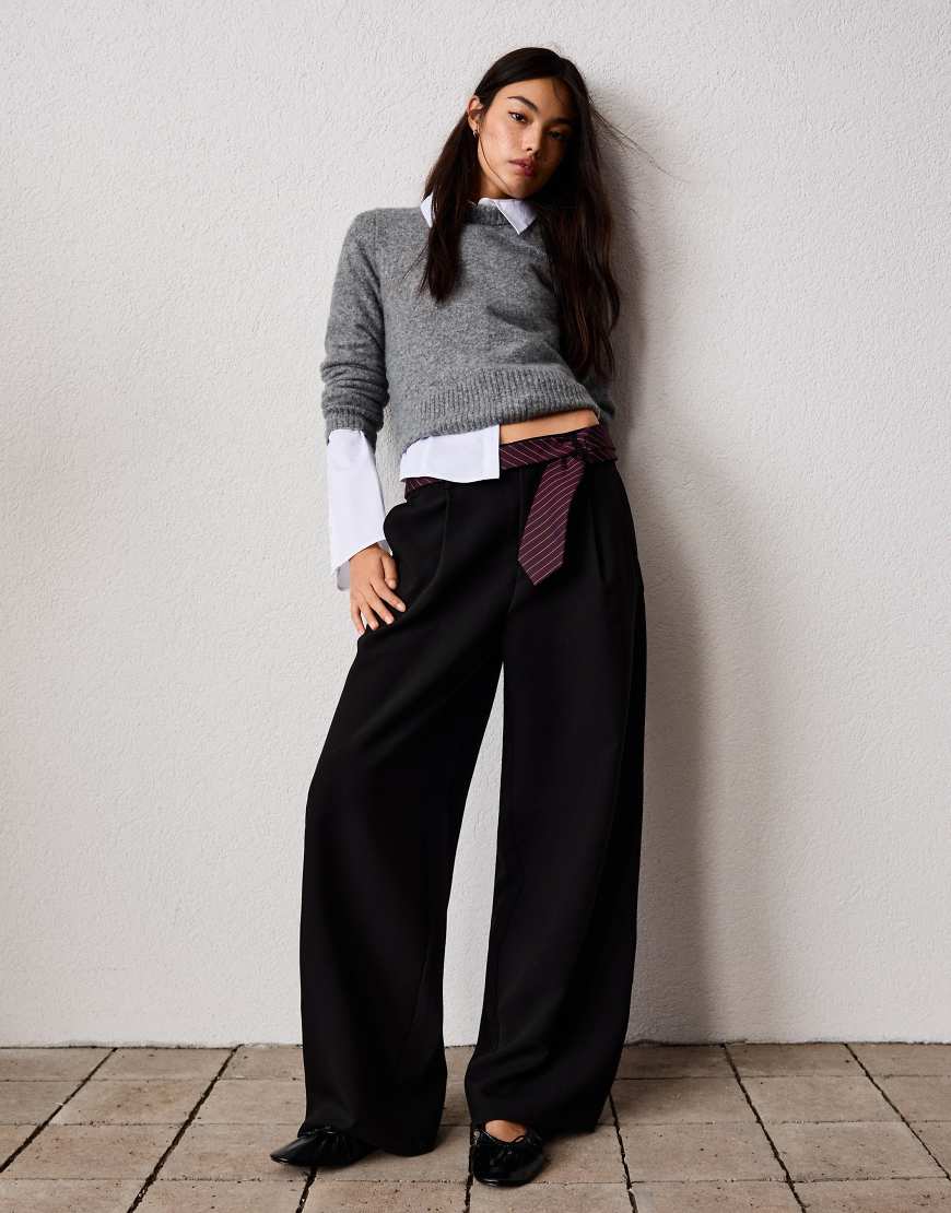 Bershka - Voluminöse Hose aus doppeltem Stoff in Schwarz von Bershka