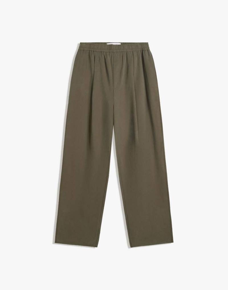 Bershka - Weite Jogginghose in Khaki-Grün von Bershka
