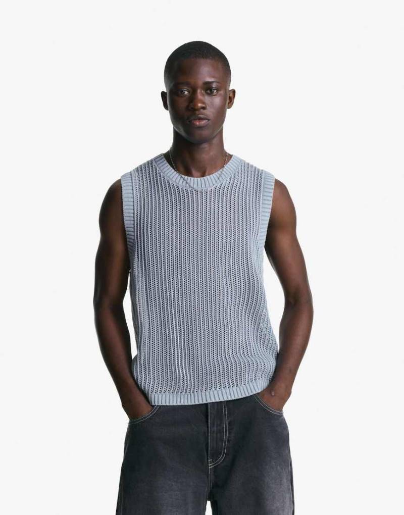 Bershka - Weste in Jeansblau mit verblasstem Effekt von Bershka