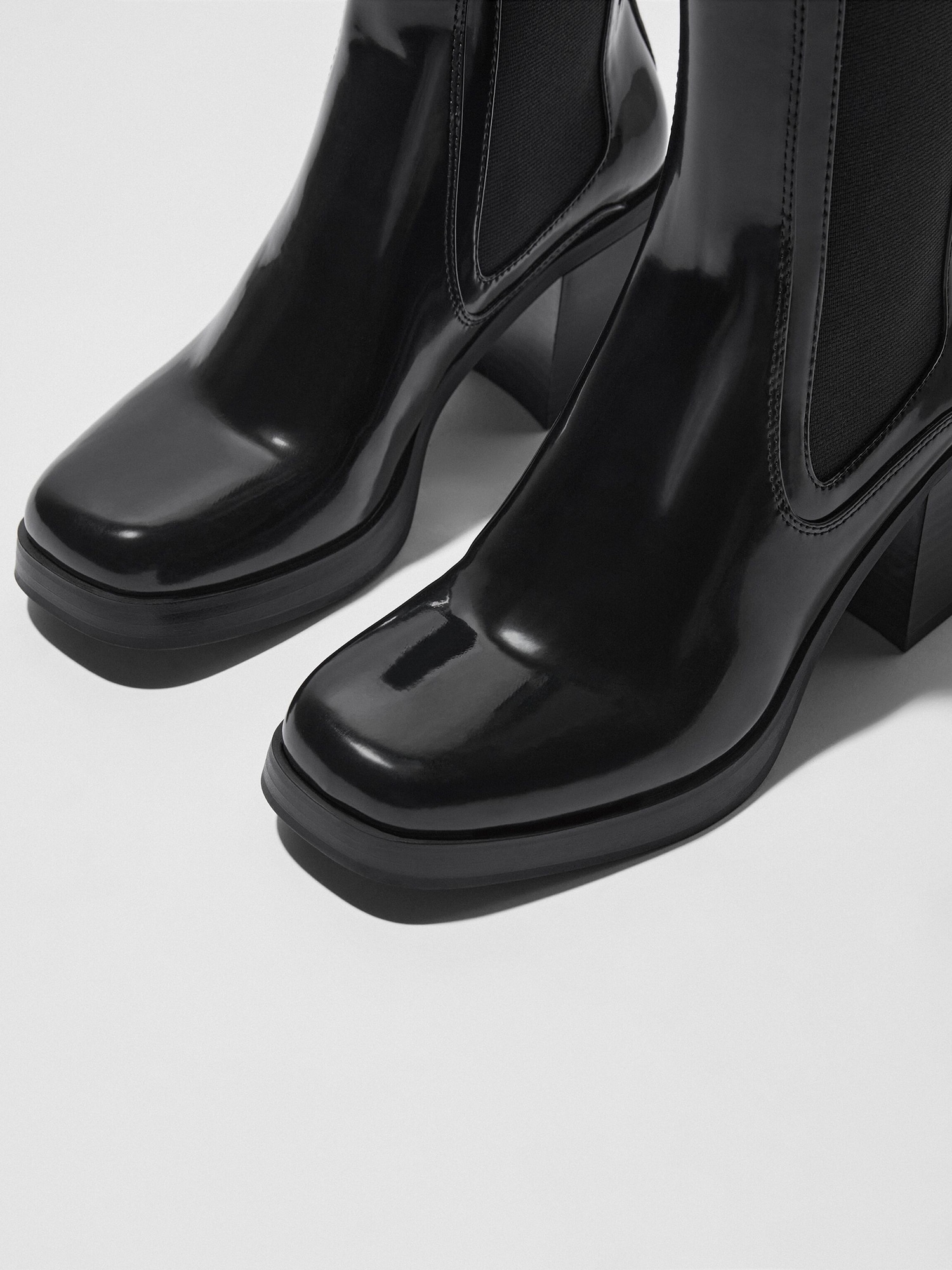 Chelsea Boots von Bershka