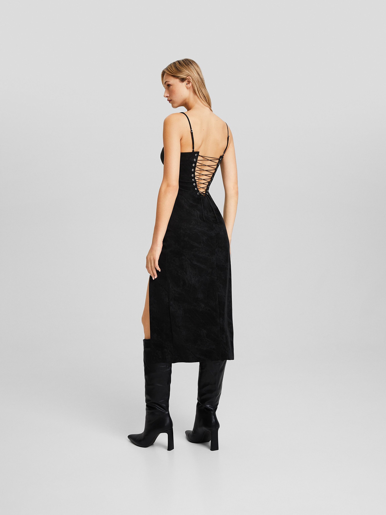 Kleid von Bershka