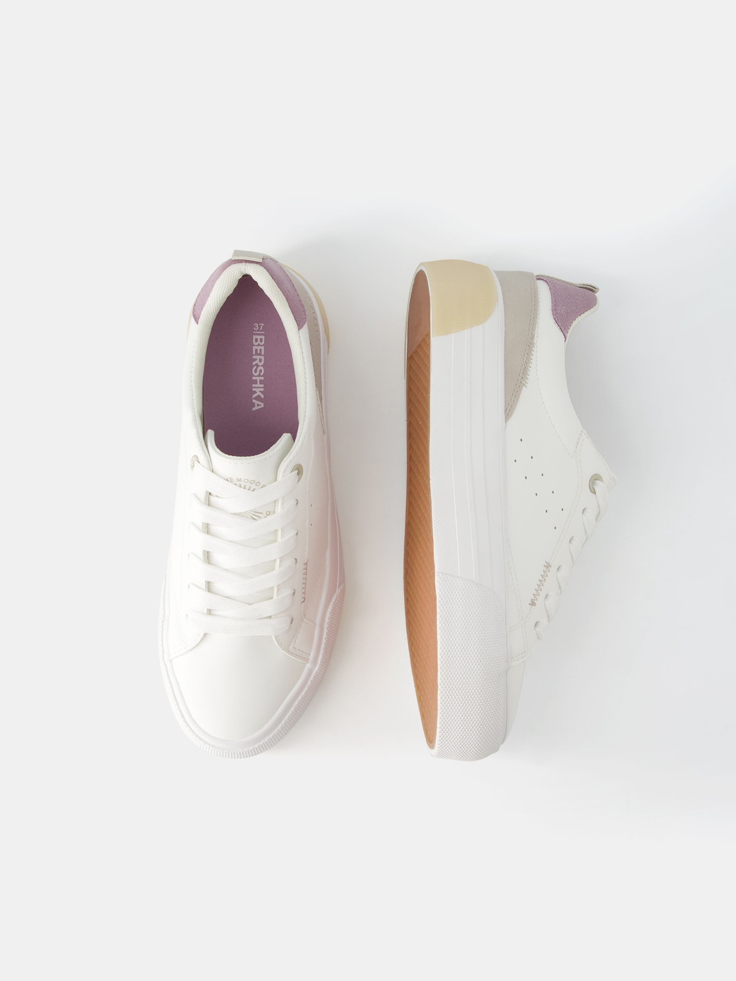 Sneaker von Bershka