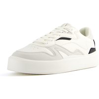 Sneaker von Bershka