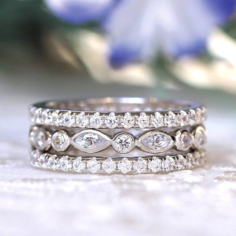 Eheringe Set , Marquise & Dot Bezel Ring Stack - Brilliant Pave Eternity Geschenk Für Sie [Br1214-3] von BesbelleJewels