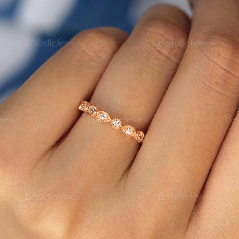 Einzigartiger Art Deco Eternity Ring - Marquise Und Sechseck Förmiger Stapelring Runder Brilliantschliff Ehering Zufälliger [Br6216] von BesbelleJewels