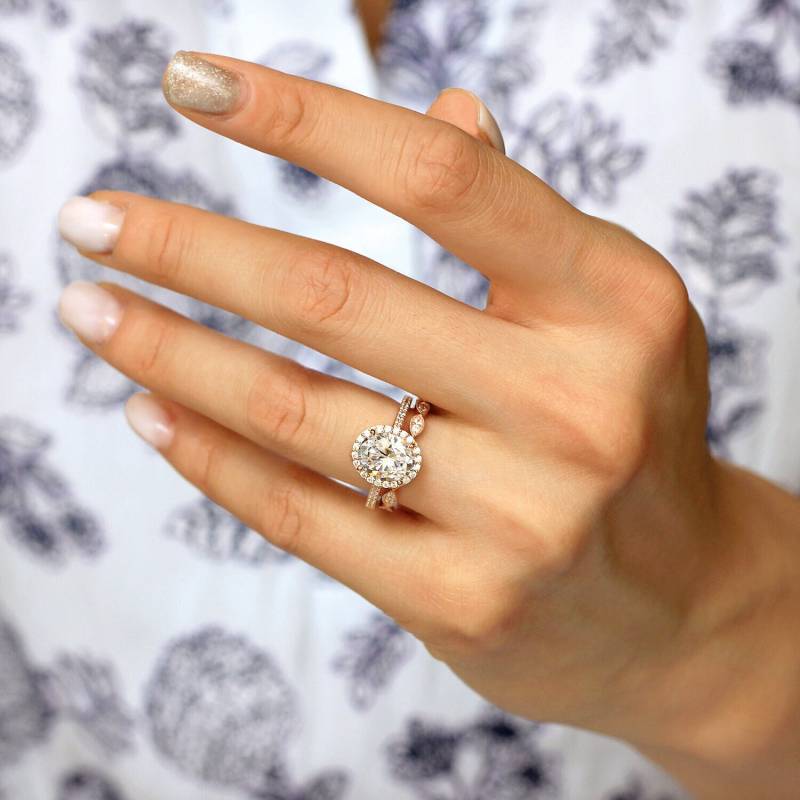 Großes Oval Eternity Art Deco Braut Set - Cut Halo Verlobungsring Passender Ehering Valentinstag Geschenk Für Sie | 3052-2Ar von BesbelleJewels