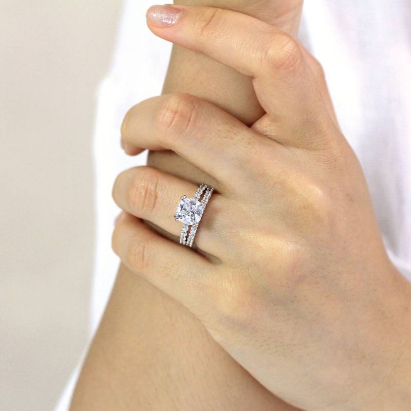 Kissenschliff Solitär-Braut-Set Ring - Verlobungsring Set Mit Eternity Band Stack-Set Für Hochzeit Geschenk Sie | 9113-2R von BesbelleJewels