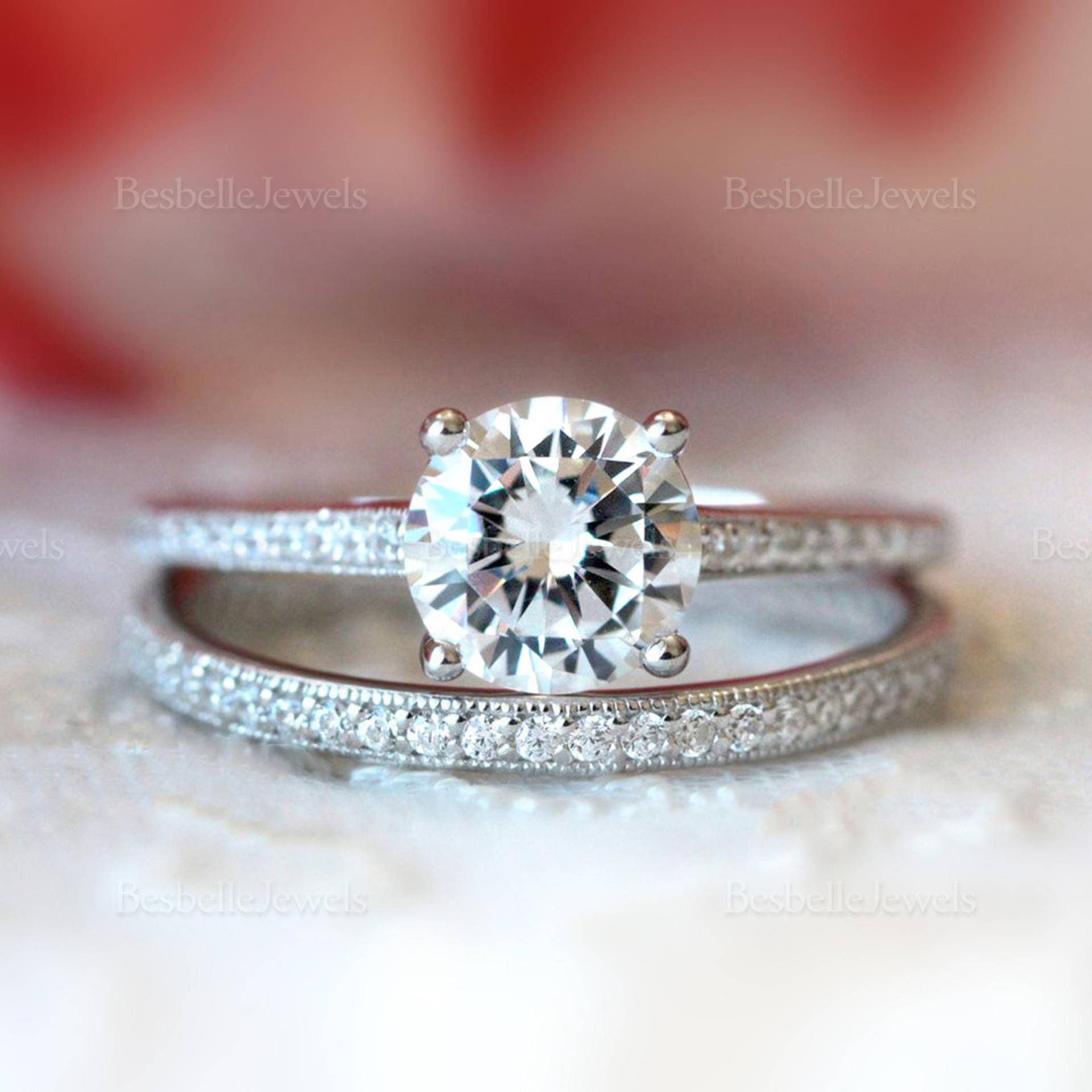 Milgrain Solitär Brautring Set - Vintage Stil Verlobungsring Minimalist Ehering Reisering | 0654-2R von BesbelleJewels