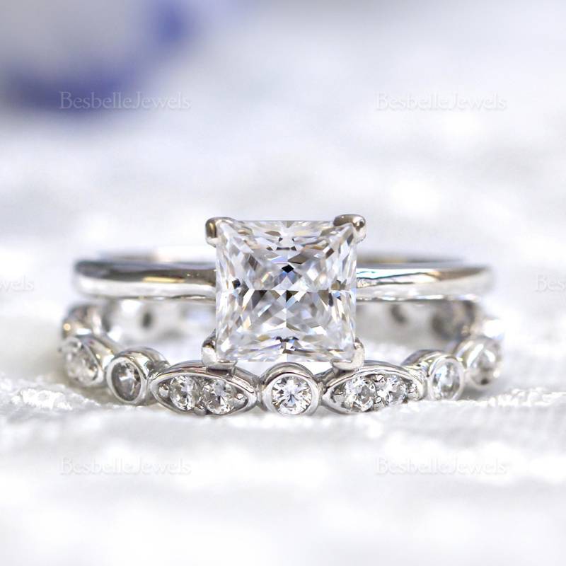 Princess Cut Solitär Braut Set Ring - Vintage Stil Art Deco Eternity Hochzeitsschmuck Geschenk [Br2413-2A] von BesbelleJewels