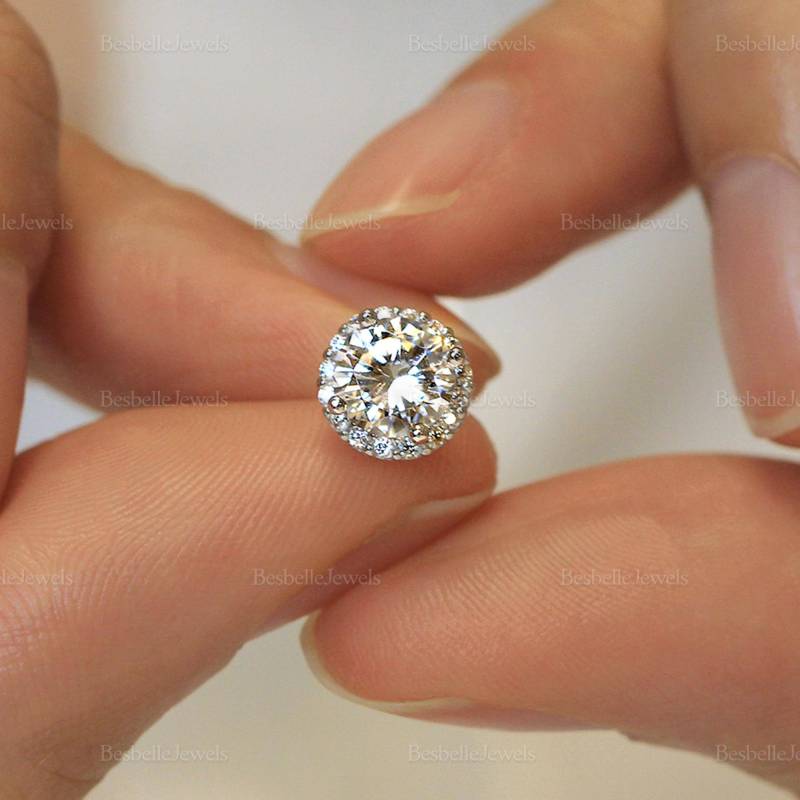 Runde Halo Ohrstecker - Braut Hochzeit Ohrringe Zierliche Geschenk Für Sie Brautjungfer Geschenke Moonie | 0657E von BesbelleJewels