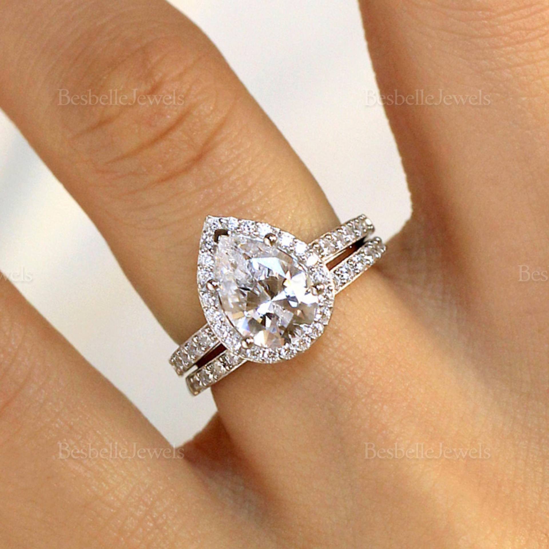 Zartes Braut Ring Set - Zarte Hochzeit Verlobungsringe Paar Ringe | 4952-2R von BesbelleJewels