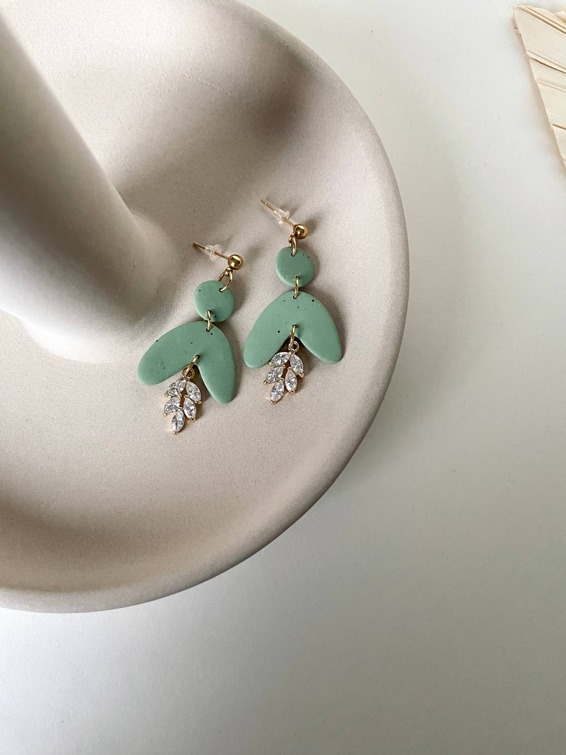 Butterfly | Polymer Clay Ohrringe Edelstahl Ohrstecker Vergoldet Zirkonia Anhänger Messing Mint Creme Blattgold von BesondersNati