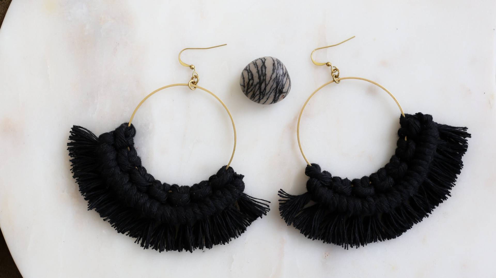 Makramee Fransen Gold Creolen || Groß| Makramee Fransen Gold Creolen || Groß| von BespokeMacrame