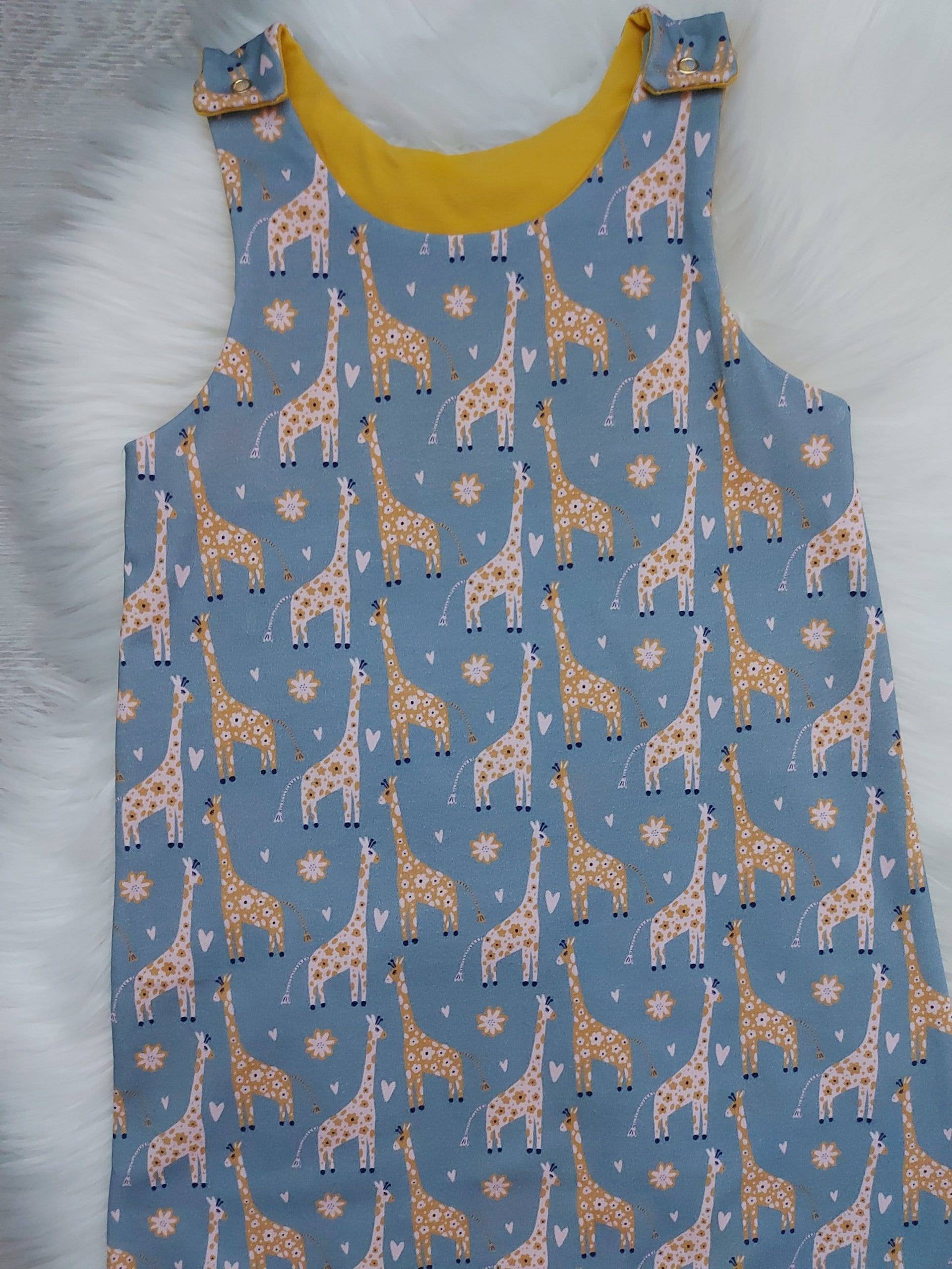 Giraffe Lovin " Strampler - Latzhose Baby Tragetuch von BespokebyHowley