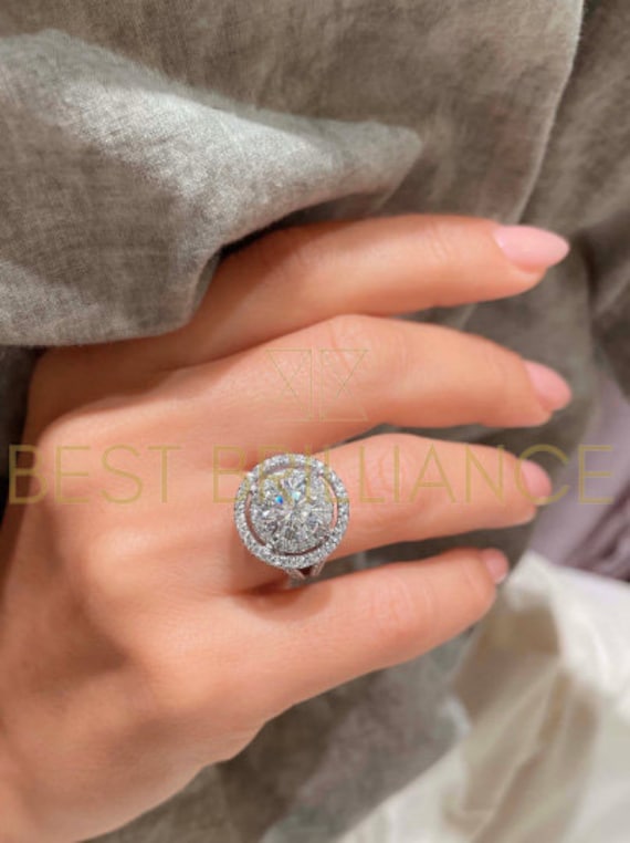 4 Karat Großer Moderner Halo Moissanite Diamant Jubiläumsring Für Frau von BestBrilliance