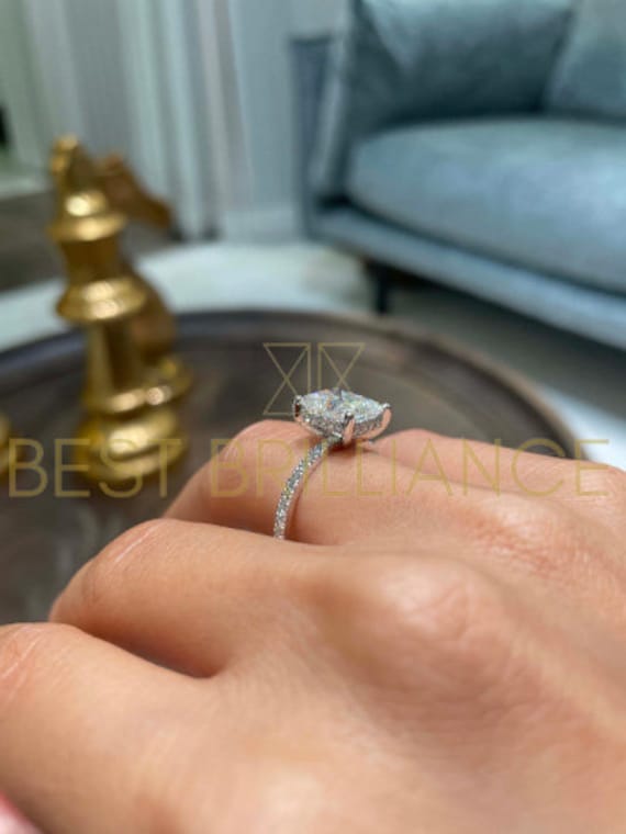 Kostbarer 4 Karat Moissanite Versprechen Ring Für Frau von BestBrilliance