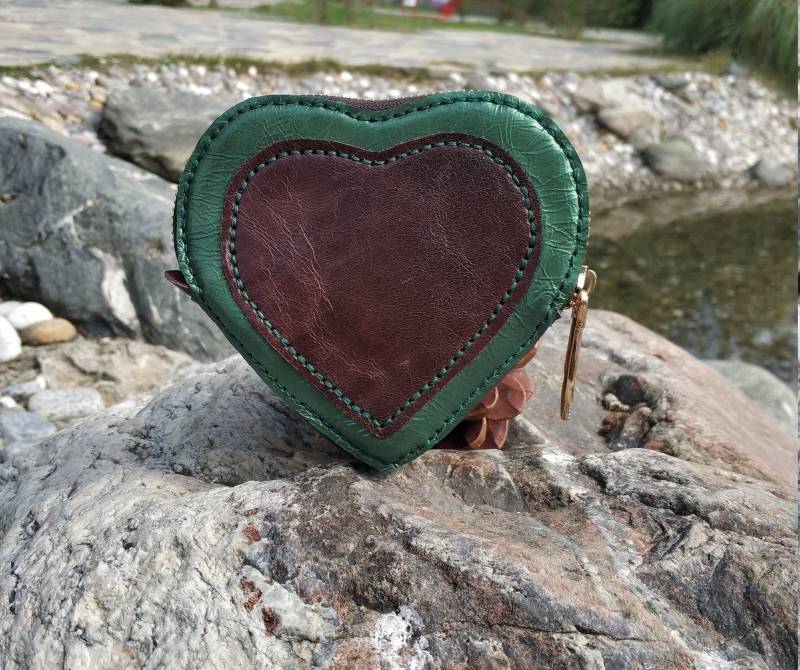 Handgefertigte Herz Leder Geldbörse Grüne & Braune Kleine Tasche von BestLeatherGifts