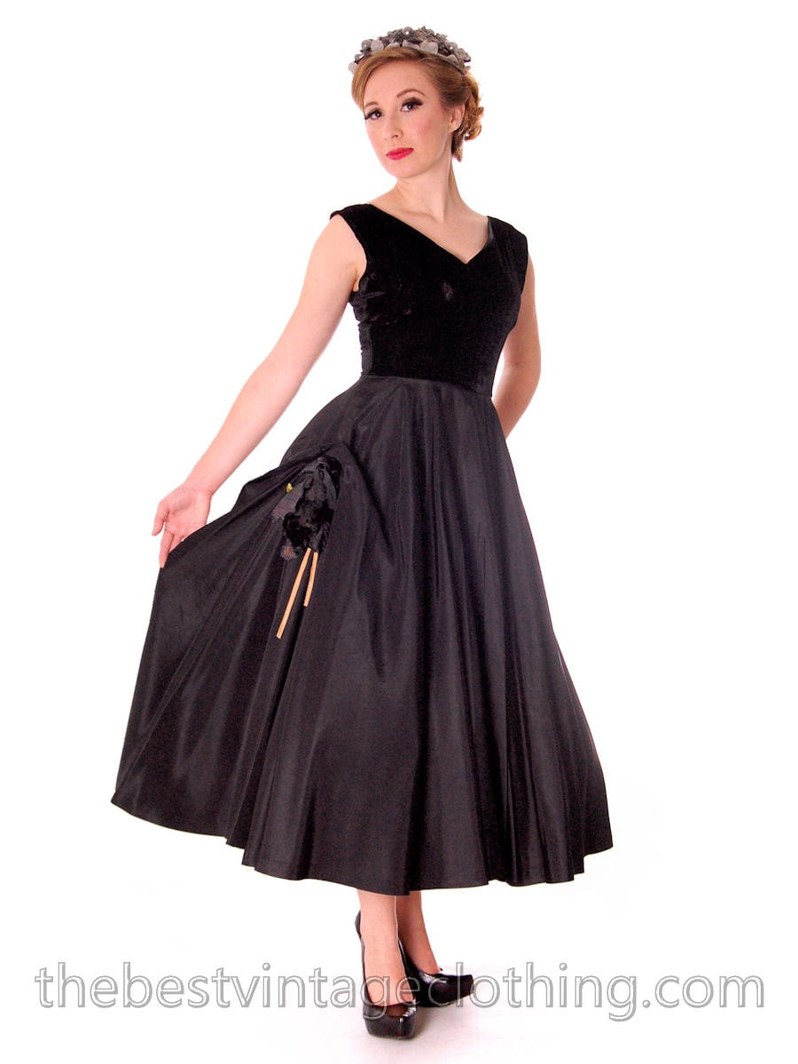 Schwarzer Samt/Taft 1950Er Party Kleid Full Circle Vintage Dress W Rose 32-23-Free Small von BestVintageEver