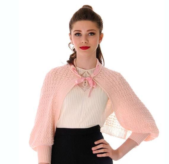 Vintage Pullover Baby Rosa Handgestrickte Shrug Mit Ärmeln Unikat 1950Er Jahre One Size Regular von BestVintageEver