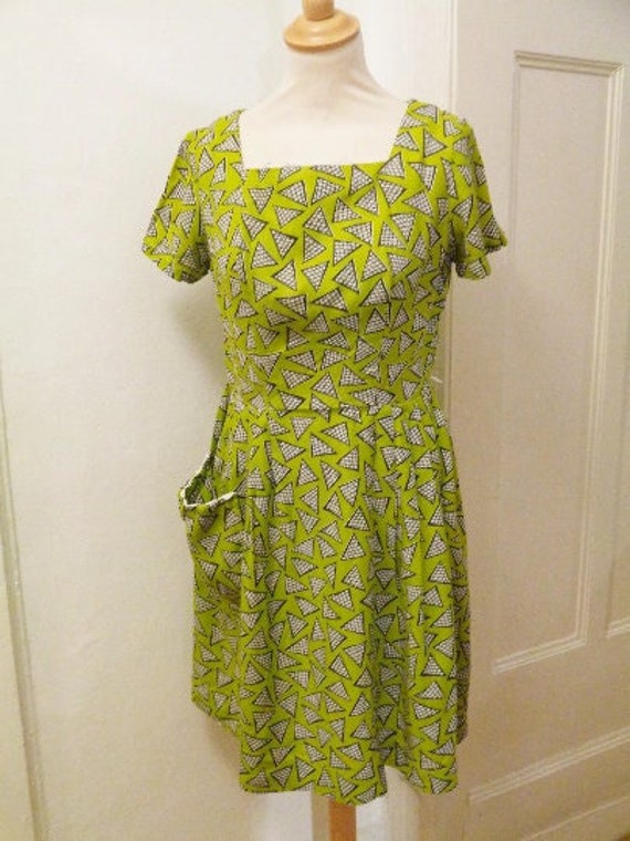 50Er Traum Süßes Sommerkleid Grün Gemustert von BesteKinderstube