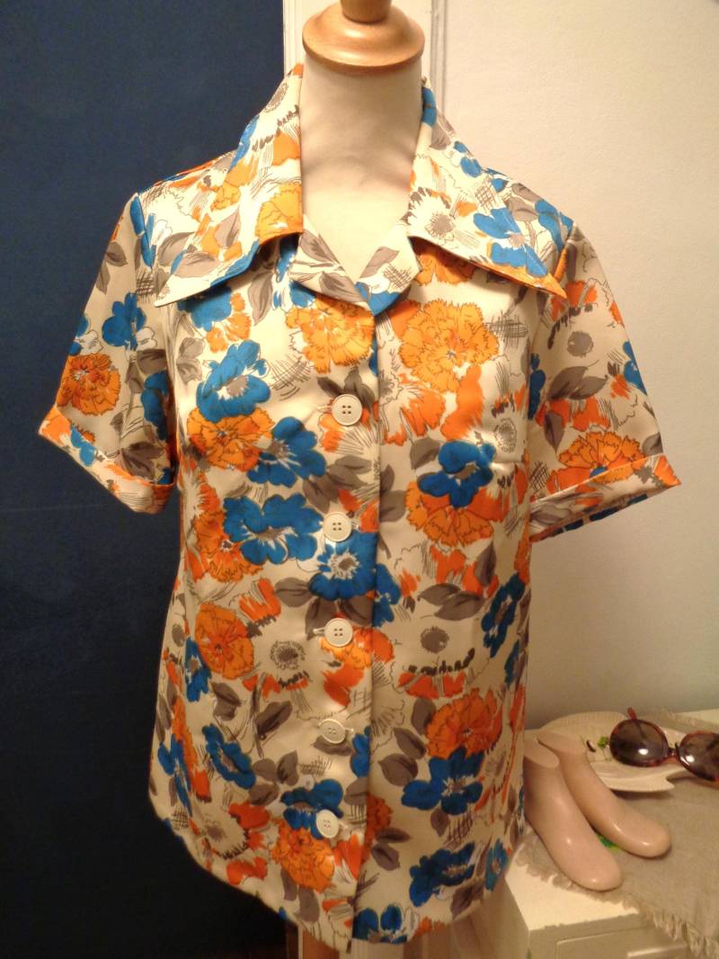 Bunt Geblümte 70Er Hemdbluse 40 Vintage von BesteKinderstube