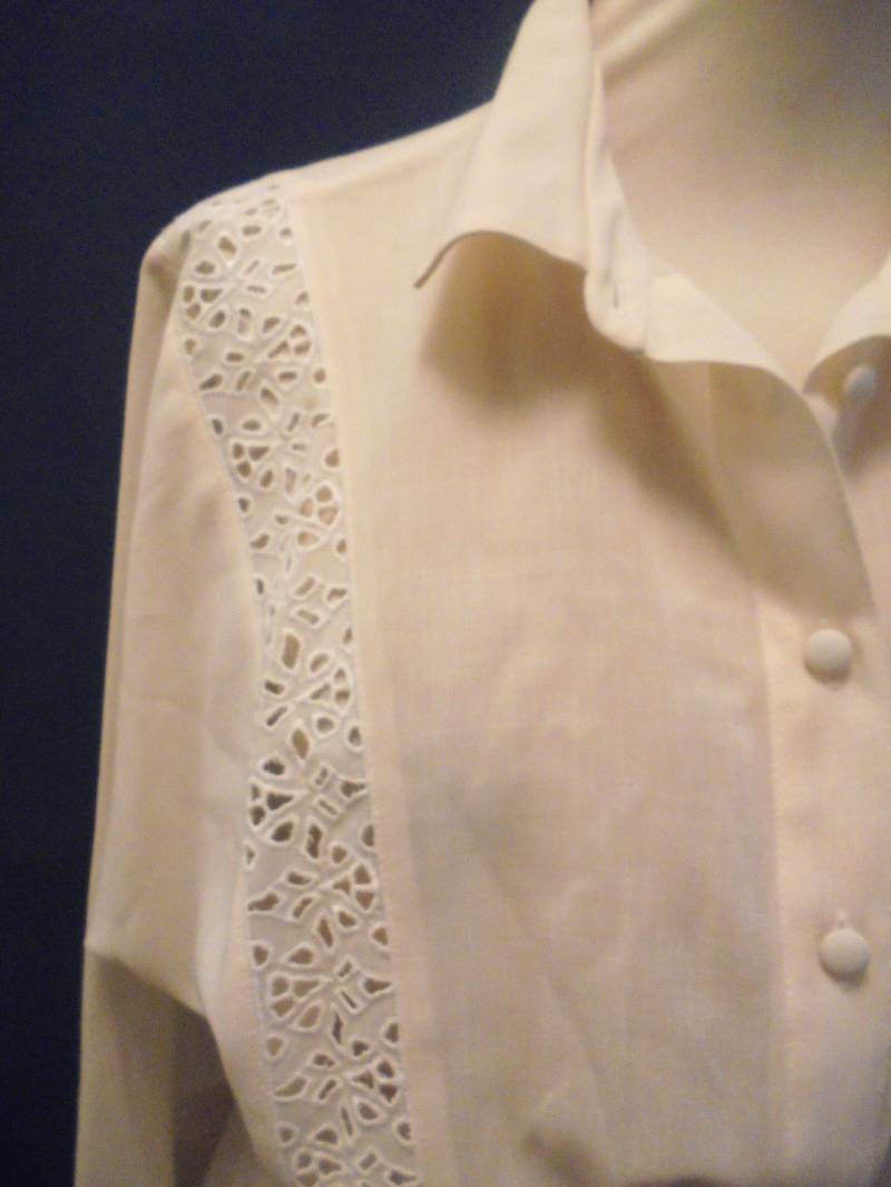 Edles Sommerkleid Beige Spitze Lochstickerei 80Er 38+ von BesteKinderstube