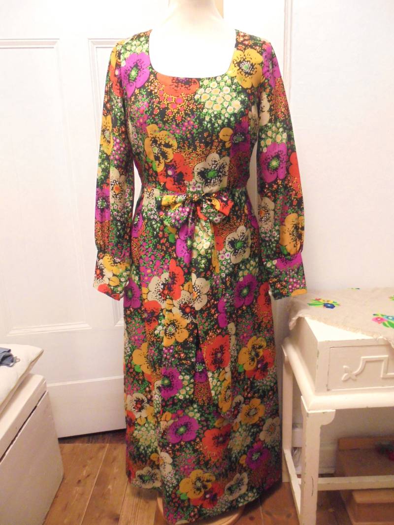 Geblümtes Flower Power Kleid Maxi 60Er 70Er Bunt 38 Geblümtes Flower Power Kleid Maxi 60Er 70Er Bunt 38 von BesteKinderstube