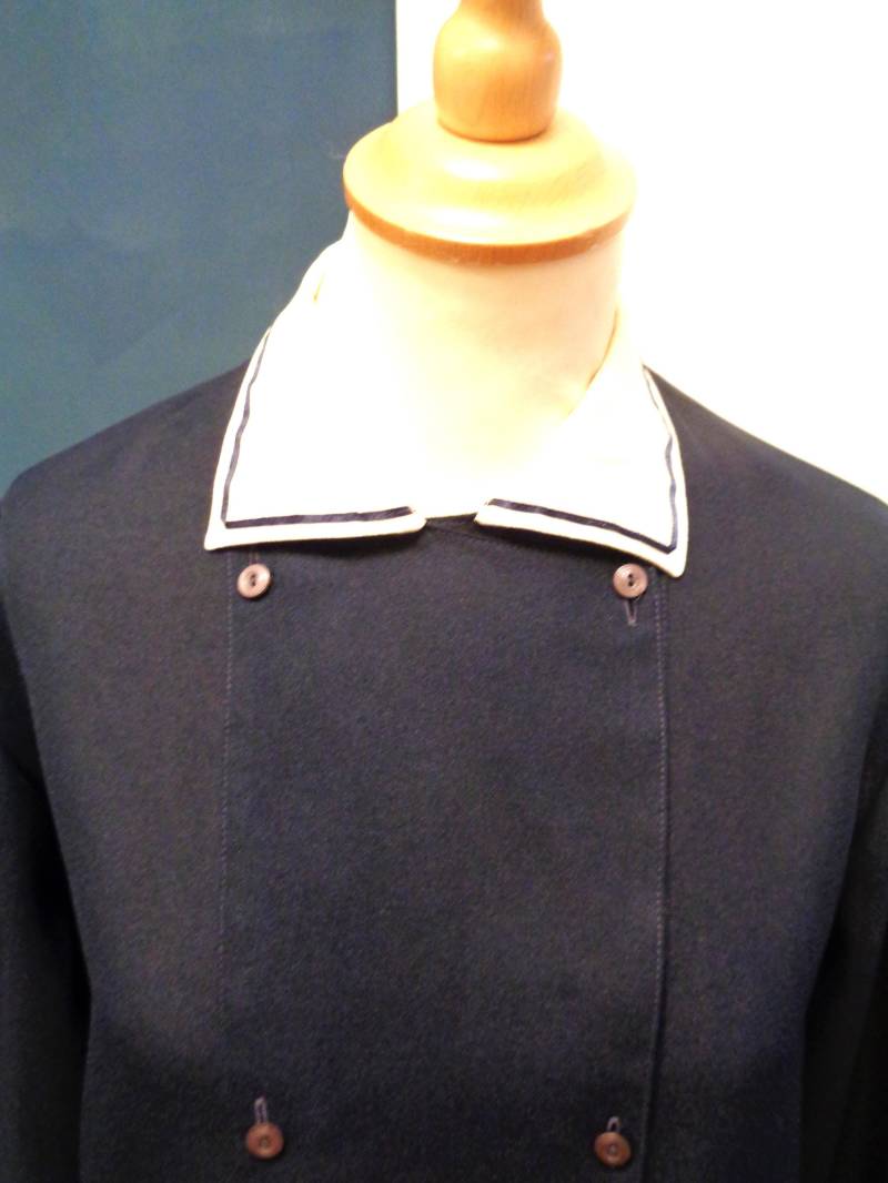 Schlichte Dunkelblaue Bluse Weißer Kragen 70Er 80Er 38 von BesteKinderstube