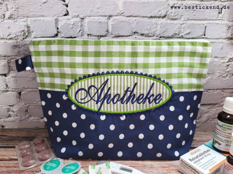 Bestickte Apotheke Button //Marine - Oliv// Geschenk Notfalltasche Erste Hilfe First Aid Kit Notfall Reisefieber Medikamente Reiseapotheke Bestickte Apotheke Button //Marine - Oliv// Geschenk Notfalltasche Erste Hilfe First Aid Kit Notfall Reisefieber Medikamente Reiseapotheke von Bestickend