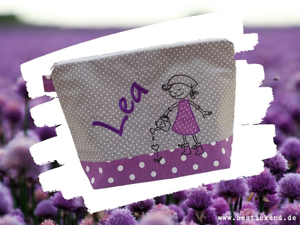 Bestickte Tasche Gärtnerin + Name /Grau - Flieder/ Wickeltasche Kulturbeutel Windeltasche Kulturtasche Waschtasche 20 Schriftarten Geschenk Bestickte Tasche Gärtnerin + Name /Grau - Flieder/ Wickeltasche Kulturbeutel Windeltasche Kulturtasche Waschtasche 20 Schriftarten Geschenk von Bestickend