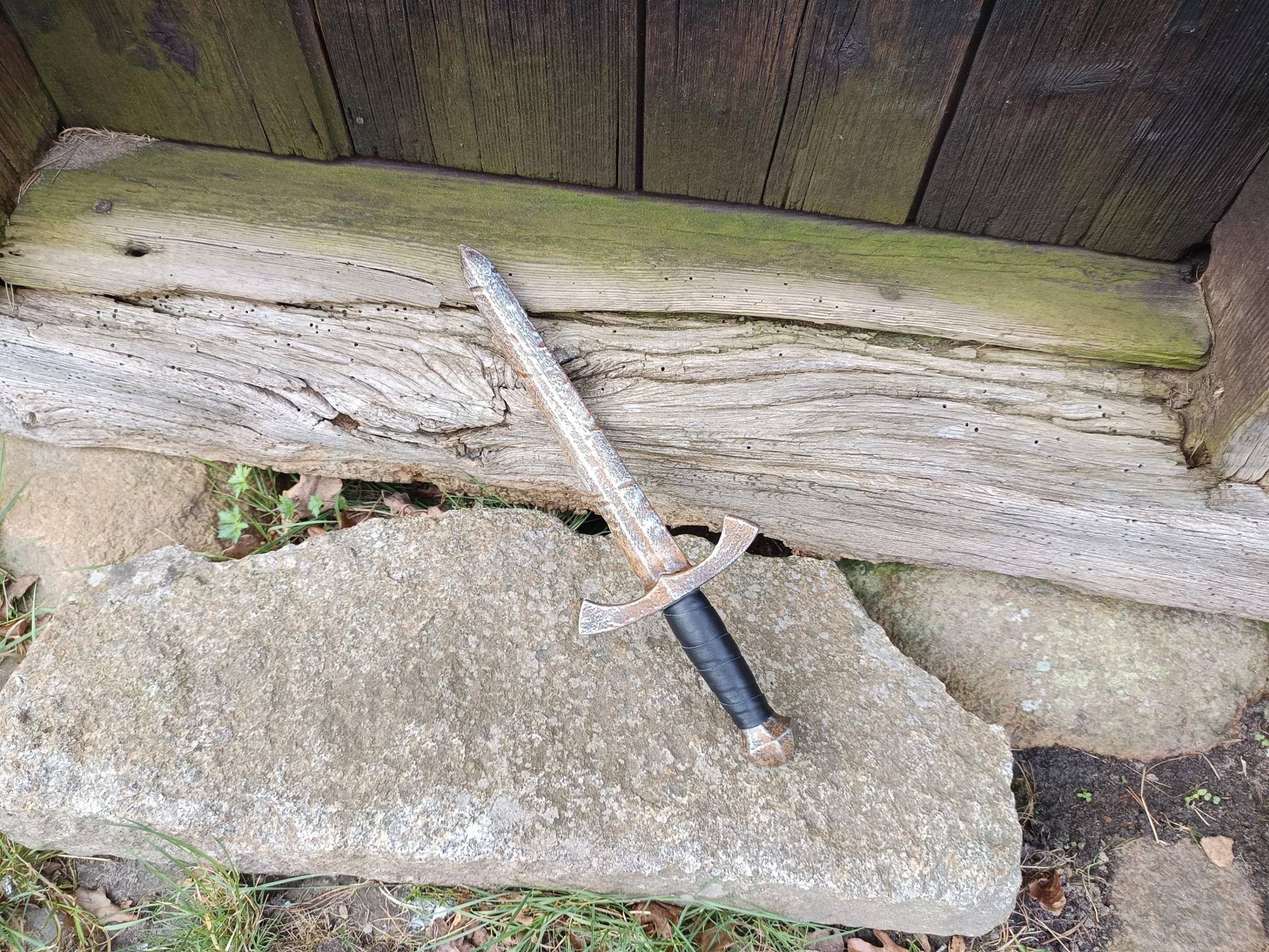 Larp Polsterwaffe Requisite - Verwittertes Kurzschwert Larp Polsterwaffe Requisite - Verwittertes Kurzschwert von BestinSlotLARP
