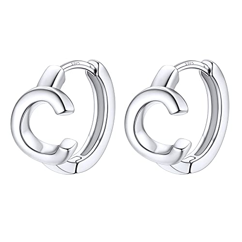 Bestyle Ohrringe für Damen mit Buchstabe C Huggie Hoop Initial Creolen Silber Damen Alphabete Ohr Piercing für Geburtstag Valentinstag Valentinstag von Bestyle