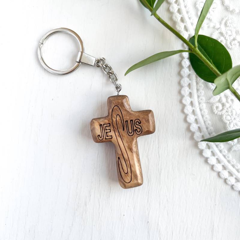 Olivenholz Schlüsselanhänger - Kreuz Mit "Jesus" Ein Geschenk Und Souvenir Aus Dem Heiligen Land Olivenholz Schlüsselanhänger - Kreuz Mit "Jesus" Ein Geschenk Und Souvenir Aus Dem Heiligen Land von BethlehemCraftsCity