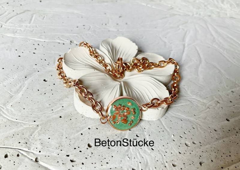 Betonschmuck, Edelstahl, Harzschmuck, Resin, Armband, Kupfer, Grün von BetonStuecke