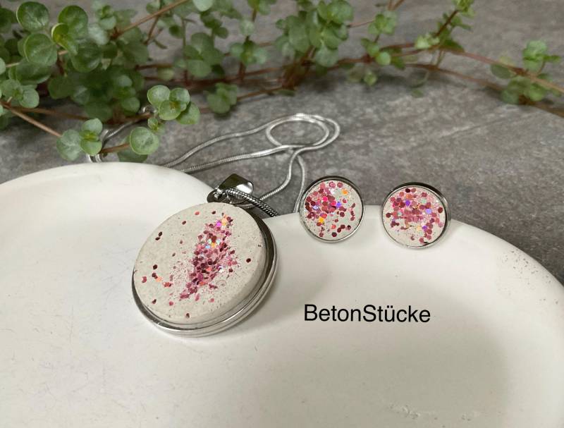 Betonschmuck, Schmuckset, Edelstahl, Kette, Ohrringe, Silber von BetonStuecke
