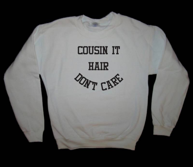 Sweatshirt Cousin Es Haare Nicht Sorgen Lustige Halloween Shirt Langarm Fleece Trick Oder Mens Womens Urlaub Partei Kürbis Zu Behandeln von BetterThanRealLife