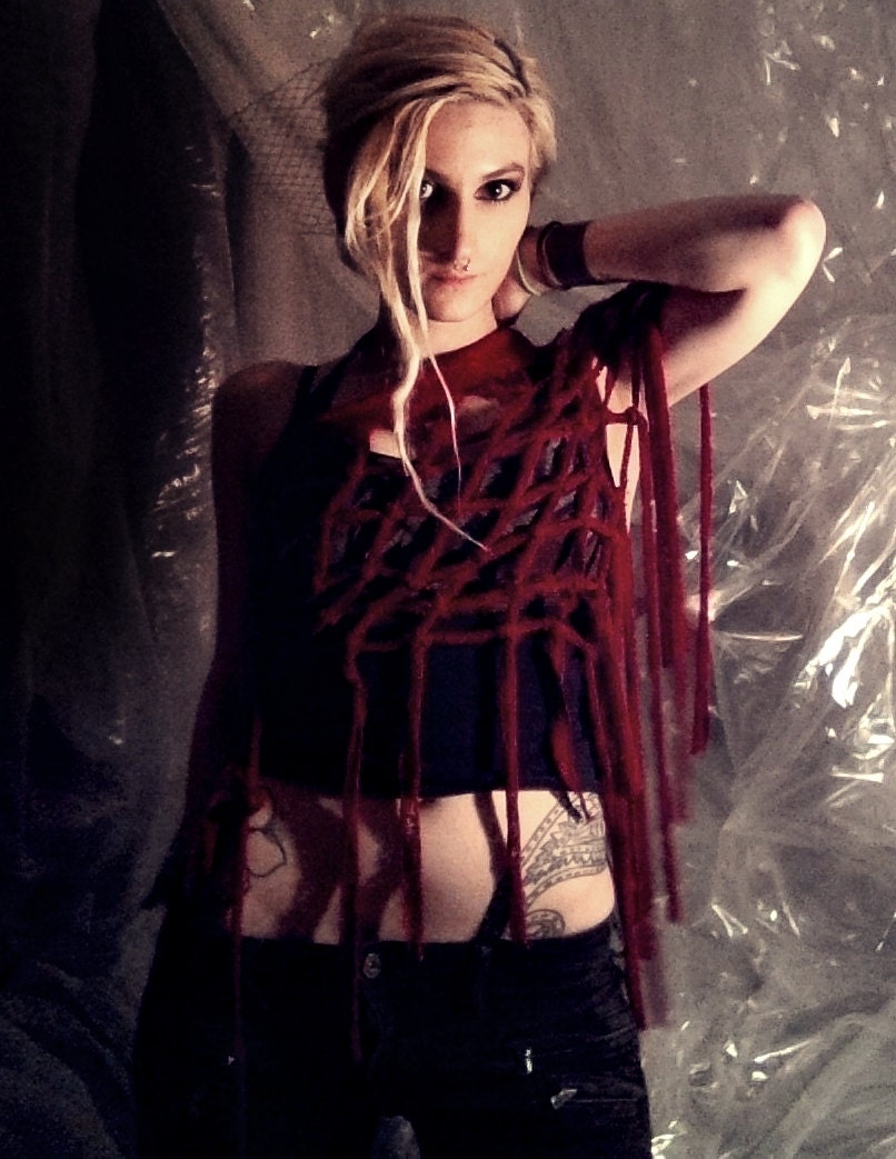 Bettie Blues Sailor's Netz Wrap Rund Shirt Fringe Top Badeanzug Abdeckung Bettie Blues Sailor's Netz Wrap Rund Shirt Fringe Top Badeanzug Abdeckung von BettieBlues