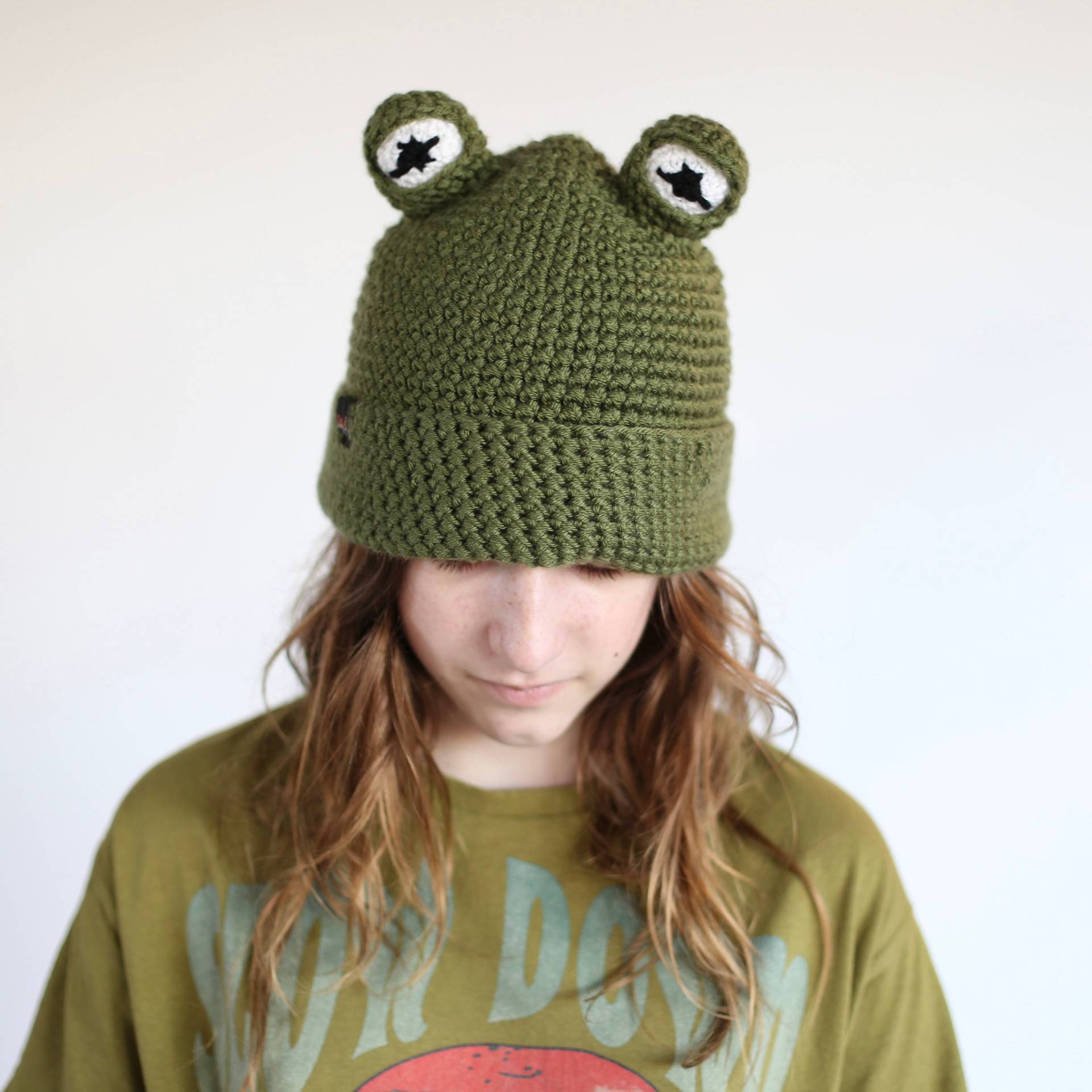 Süße Froschmütze Mit Austauschbaren Augen, Vegane Wintermütze Veganes Geschenk Für Froschliebhaber, Niedliche Lustige Mütze Froschliebhaber von BettyBAtelier
